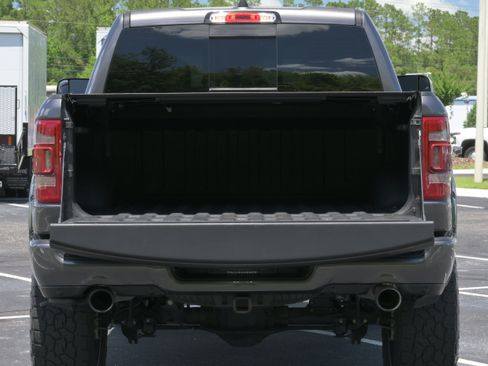 Used 2024 RAM 1500 Big Horn AWD/4WD image 35