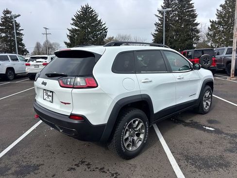Used 2022 Jeep Cherokee Trailhawk image 30