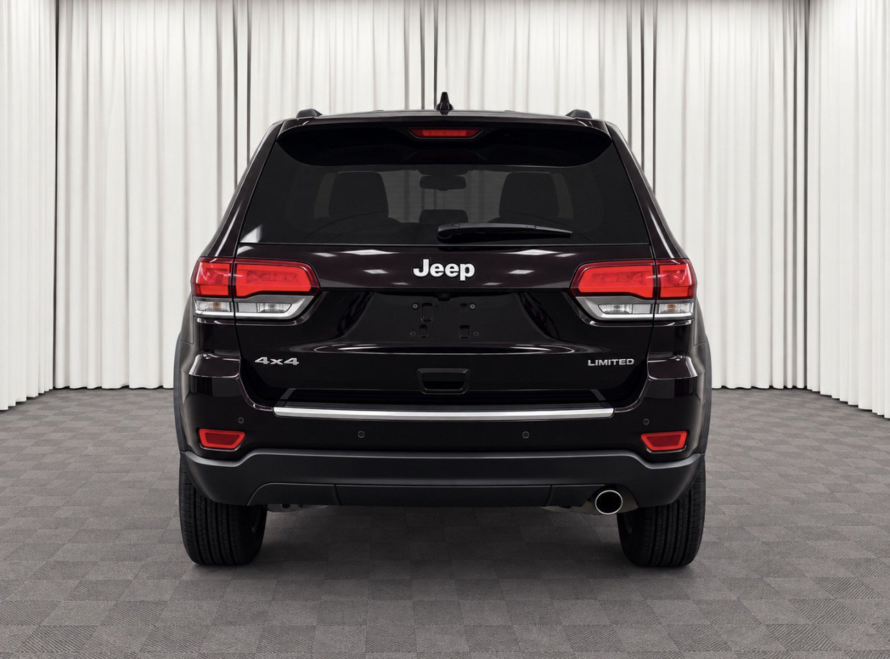 Used 2020 Jeep Grand Cherokee Limited AWD/4WD image 4