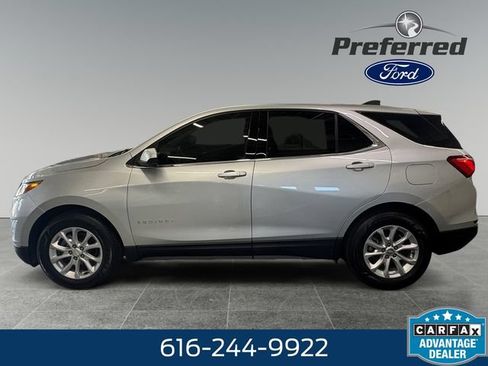 Used 2020 Chevrolet Equinox LT w/ Driver Convenience Package FWD image 9