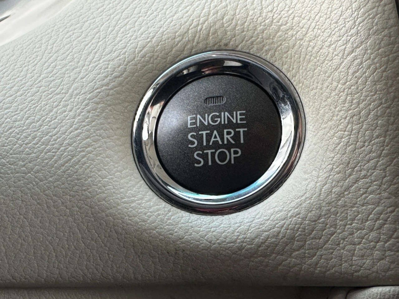 Used 2014 Lexus GX 460 w/ Premium Package AWD/4WD image 41