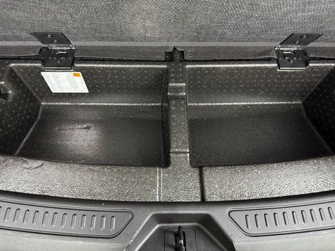 Used 2023 GMC Acadia Denali w/ Denali Ultimate Package image 40