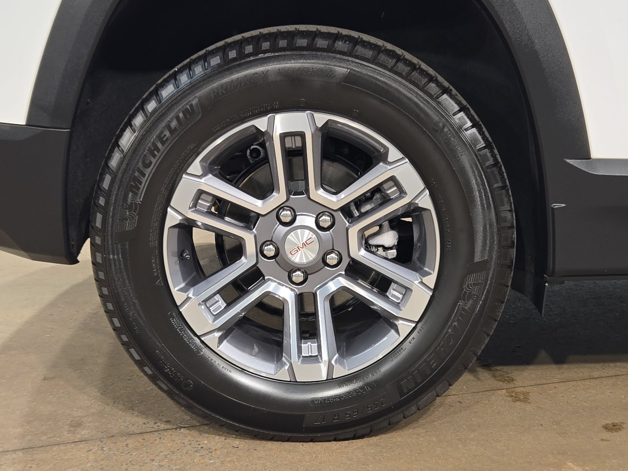 Used 2025 GMC Terrain Elevation AWD/4WD image 17