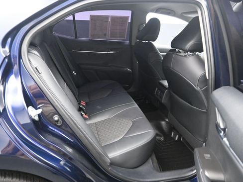 Used 2021 Toyota Camry XSE image 27