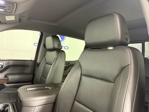 Used 2019 GMC Sierra 1500 SLT w/ SLT Premium Plus Package image 17