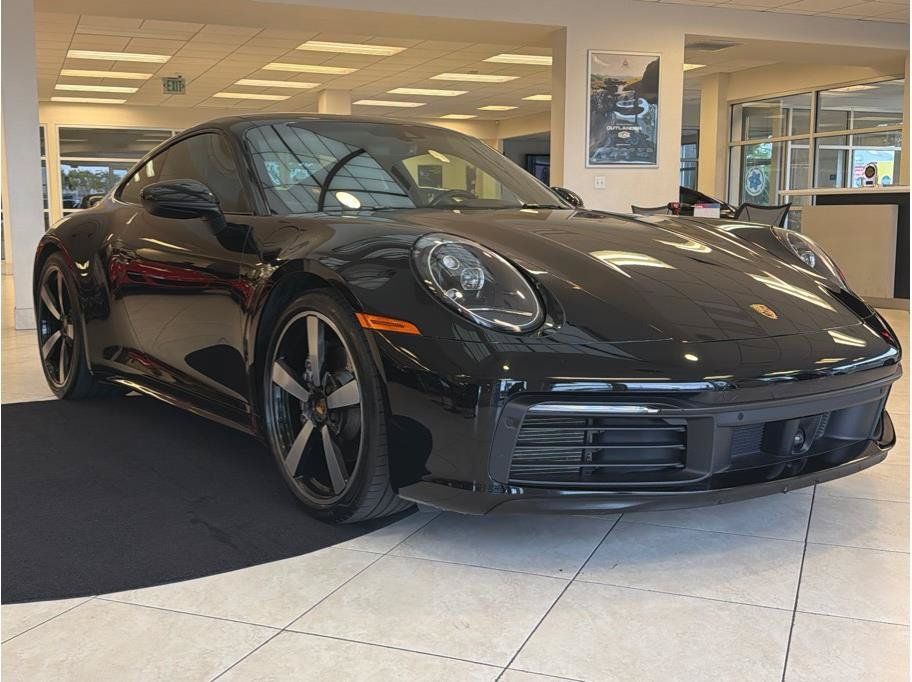Used 2020 Porsche 911 Carrera image 3