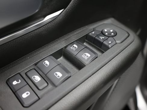 Used 2025 RAM 1500 Big Horn RWD image 14