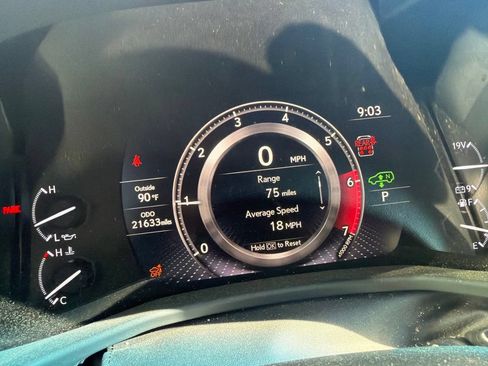 Used 2023 Lexus LX 600 4WD w/ Accessory Package (Z1) image 7