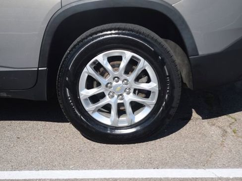 Used 2019 Chevrolet Traverse LT AWD/4WD image 30