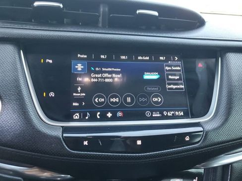 Used 2020 Cadillac XT5 Luxury w/ LPO, Floor Liner Package FWD image 19