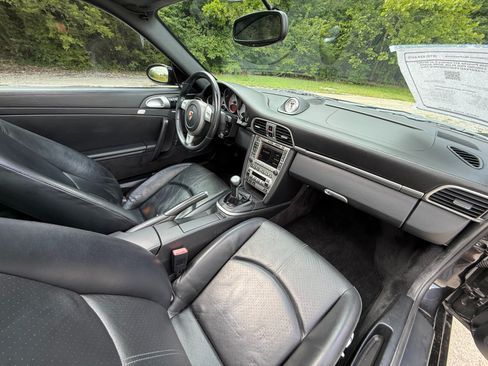 Used 2006 Porsche 911 Carrera S RWD image 22