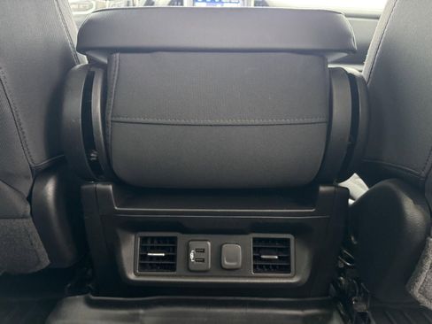 Used 2020 GMC Sierra 1500 Elevation w/ Elevation Value Package image 32