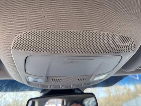 Used 2020 Ford Edge SEL w/ Convenience Package image 30