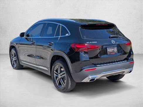New 2026 Mercedes-Benz GLA 250 image 9