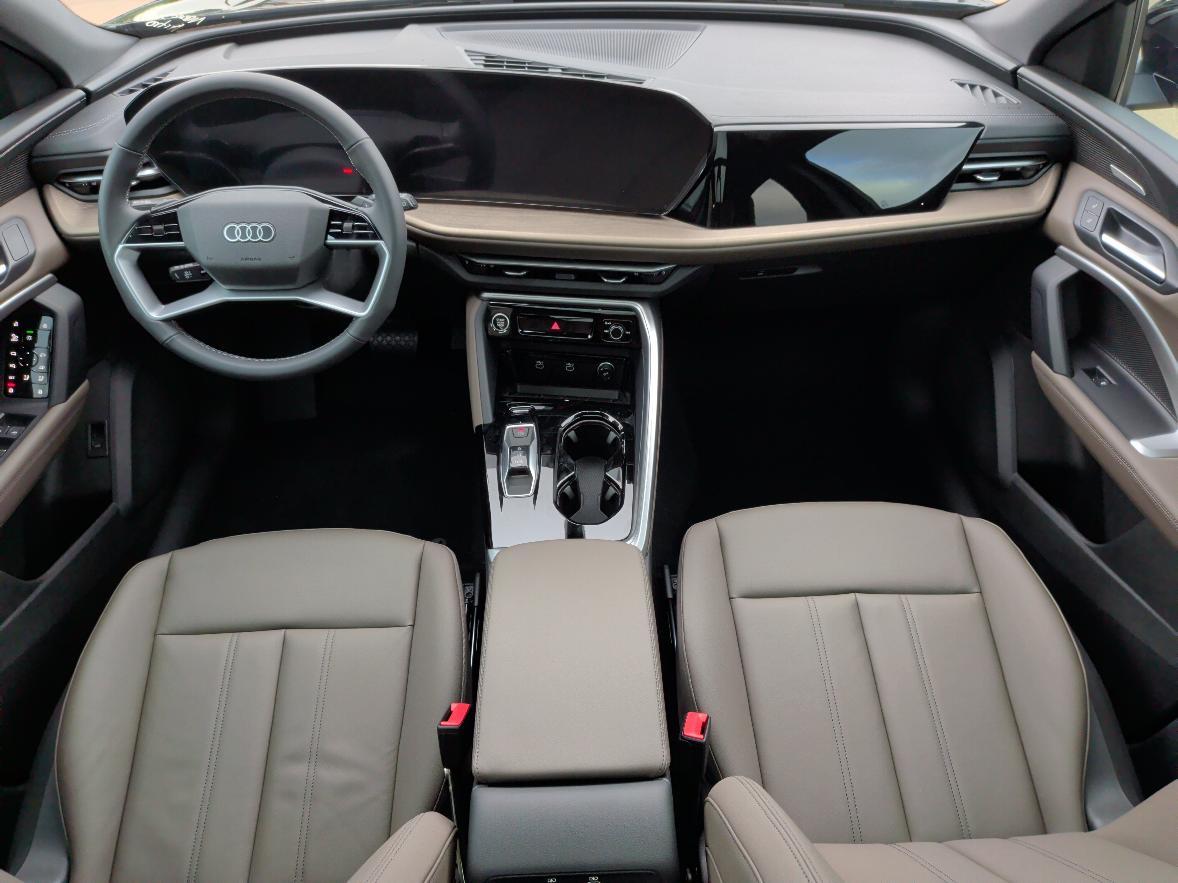 Used 2026 Audi Q5 Premium w/ Premium Plus AWD/4WD image 31