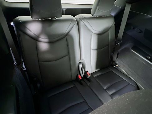 Used 2024 Cadillac XT6 Premium Luxury w/ Technology Package image 29