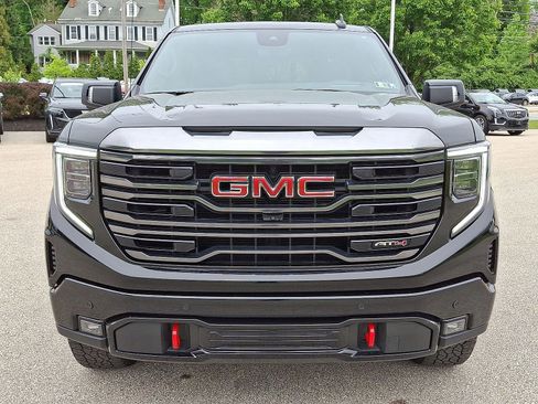 Used 2023 GMC Sierra 1500 AT4 w/ Technology Package AWD/4WD image 29