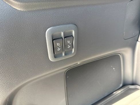 New 2026 Lexus TX 500h AWD image 27