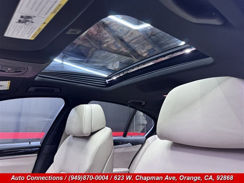 Used 2012 BMW 528i Sedan RWD image 23