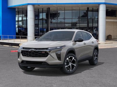 New 2026 Chevrolet Trax RS w/ Sunroof Package FWD image 6