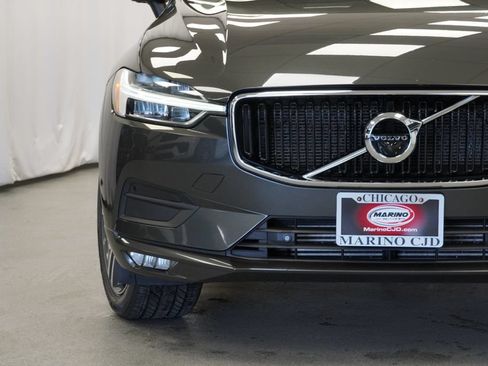 Used 2018 Volvo XC60 T6 Momentum w/ Advanced Package AWD/4WD image 7