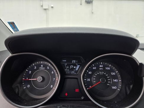 Used 2014 Hyundai Elantra Limited FWD image 8