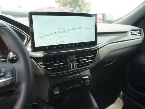 Used 2025 Ford Escape ST-Line w/ Tech Pack #1 FWD image 26