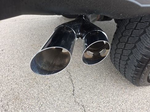 Used 2025 Ford F250 Platinum image 15