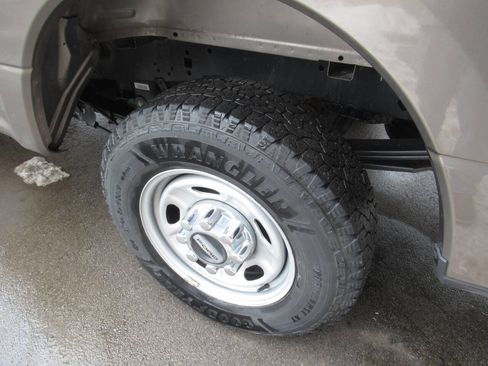 Used 2019 Ford F250 XL w/ Power Equipment Group image 15