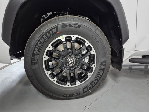 New 2026 Toyota Tundra SR5 image 11