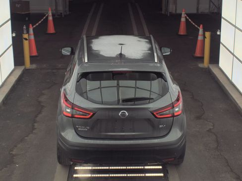 Used 2020 Nissan Rogue Sport SV image 10