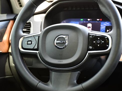 Used 2023 Volvo XC90 B6 Plus w/ Protection Package Premier AWD/4WD image 33