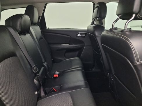 Used 2018 Dodge Journey Crossroad w/ Popular Equipment Group image 17