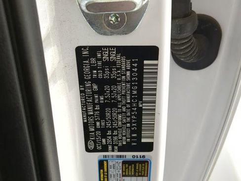 Used 2021 Kia Telluride SX w/ Towing Package FWD image 18