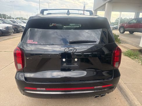 Used 2025 Hyundai Palisade Calligraphy AWD/4WD image 13