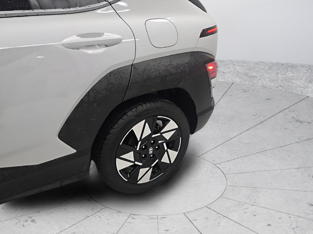 Certified 2025 Hyundai Kona SEL FWD image 39