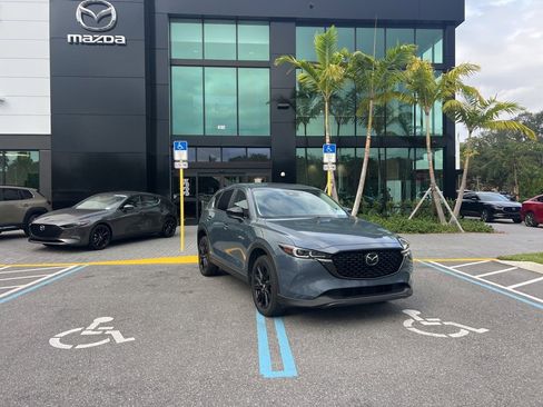 Used 2023 MAZDA CX-5 Carbon Edition image 3