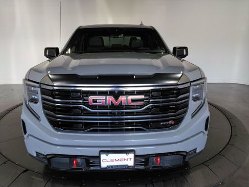 Used 2024 GMC Sierra 1500 AT4 w/ Technology Package image 3