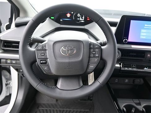 New 2026 Toyota Prius LE image 5