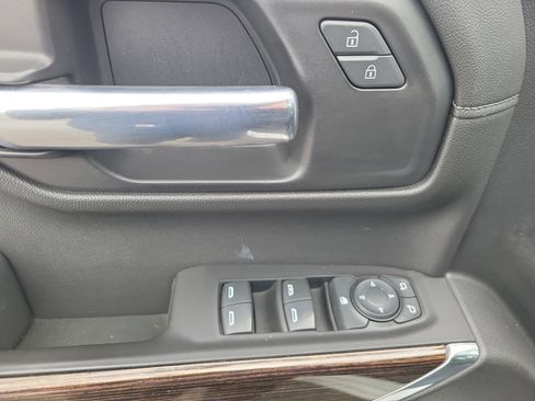 Used 2020 GMC Sierra 1500 Elevation w/ Elevation Value Package image 20