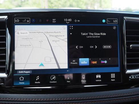 New 2026 Chrysler Pacifica Pinnacle image 23