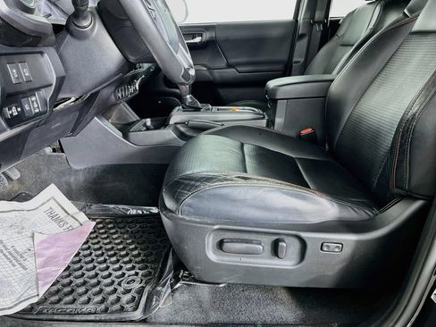 Used 2020 Toyota Tacoma 4x4 Double Cab image 28