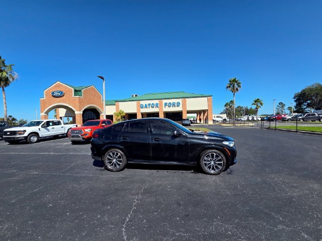 Used 2023 BMW X6 xDrive40i w/ Executive Package AWD/4WD image 4