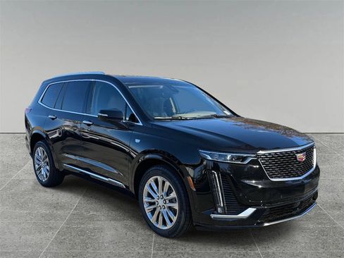 New 2025 Cadillac XT6 Premium Luxury image 8