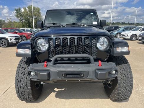Used 2019 Jeep Wrangler Unlimited Sahara image 10