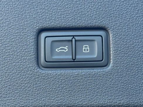 Certified 2024 Audi RS Q8 4.0T w/ Black Optic Package image 76