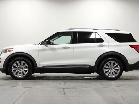 Used 2021 Ford Explorer Limited w/ Hybrid Equipment Group 310A image 7