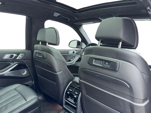 Used 2021 BMW X7 M50i w/ Executive Package image 53