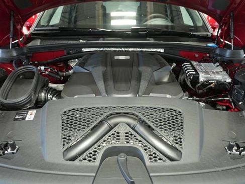 New 2026 Porsche Macan S AWD/4WD image 30