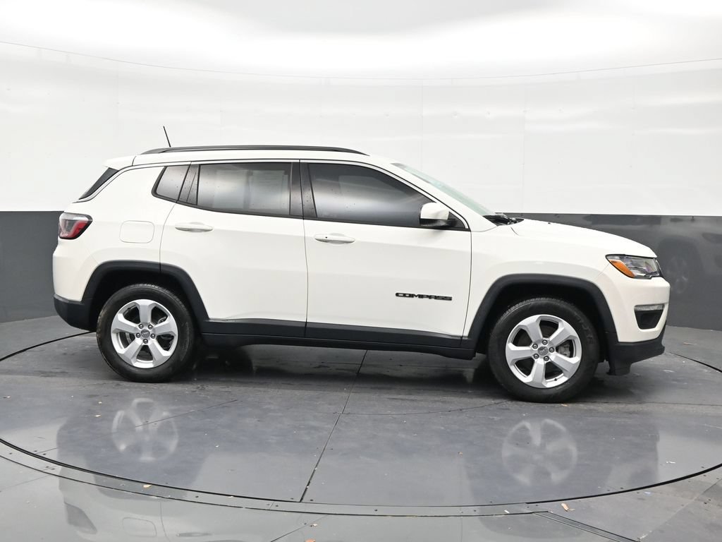 Used 2020 Jeep Compass Latitude w/ Popular Equipment Group FWD image 6